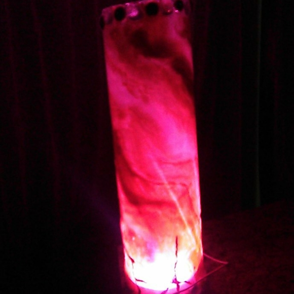 Made by Misty resin accent lamp - Picture 6 of 7